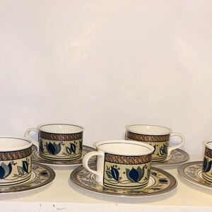 Mikasa Intaglio Arabella cup and saucers set of 5